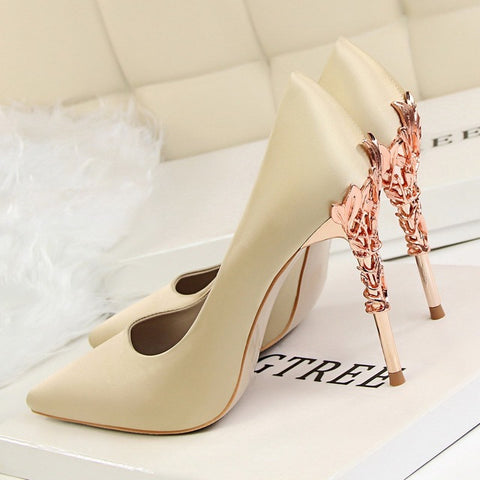 Elegant Metal Carved Heels Women Pumps 2019 High Quality Fashion Sexy Silk High Heels 13 Color 10cm Shoes Woman Wedding Shoes